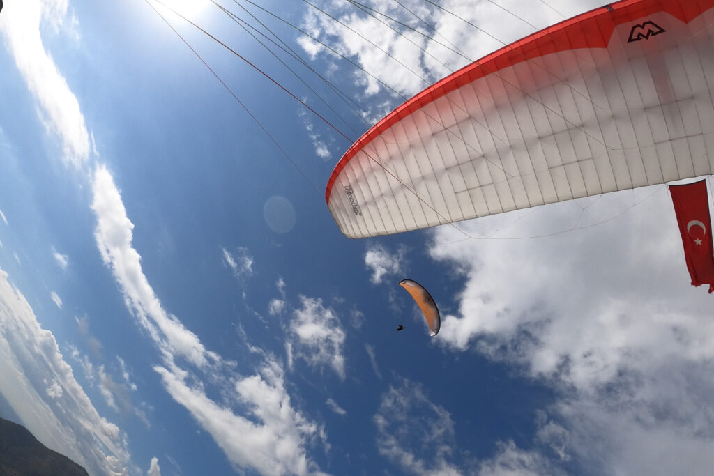 Marcus and Jess Paragliding