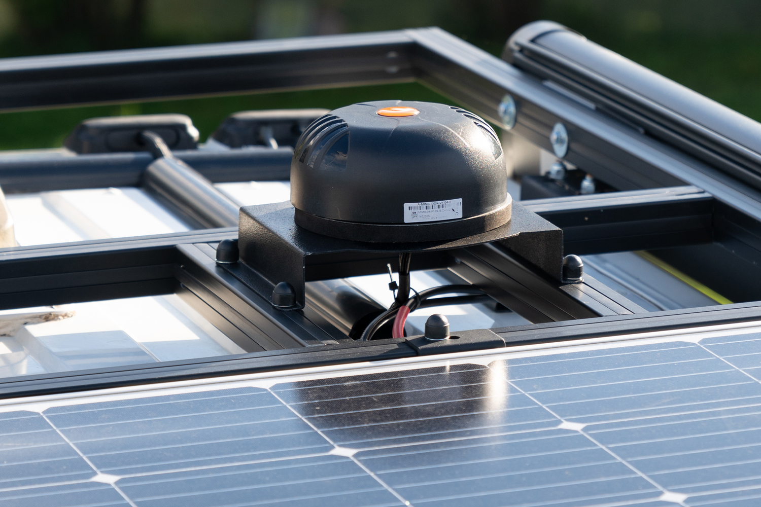Offgrid Campervan Electrics with Solar